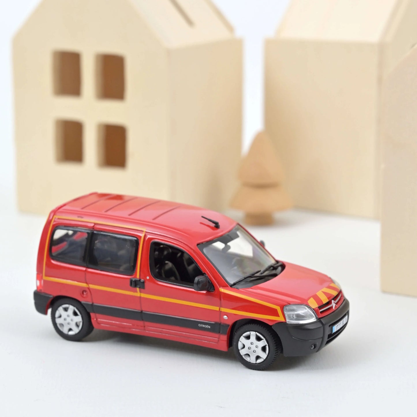 Norev • 1:43 • Citroën Berlingo 2004 Firefighters
