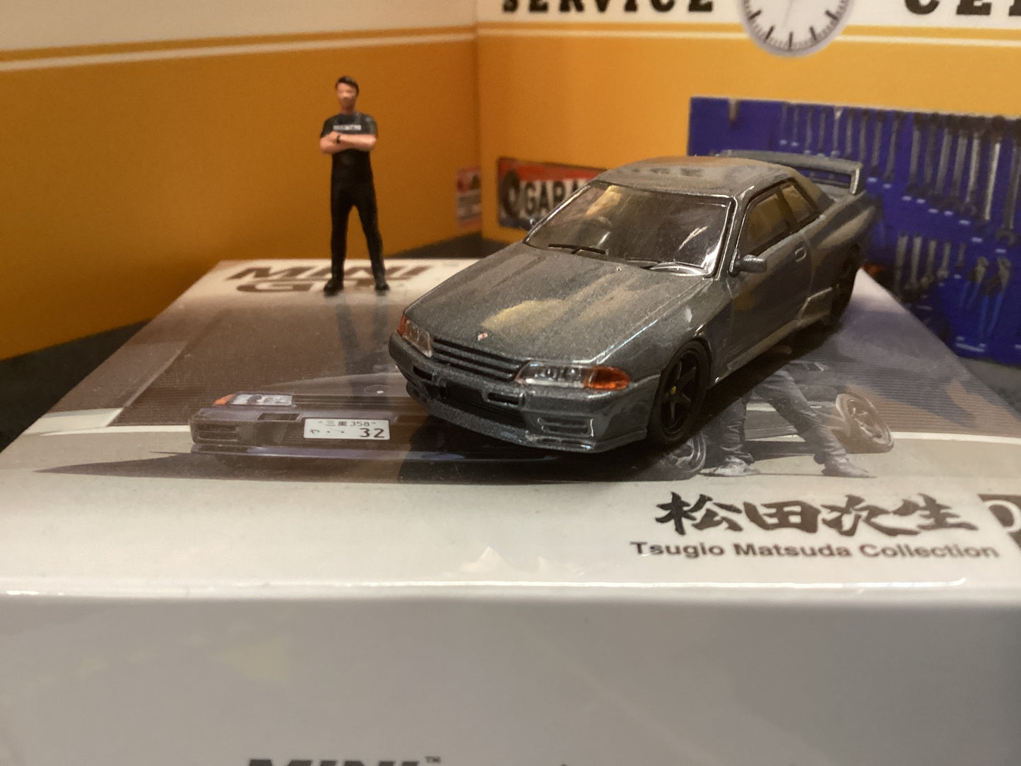 Mini GT • 1:64 • Nissan skyline GT-R 32