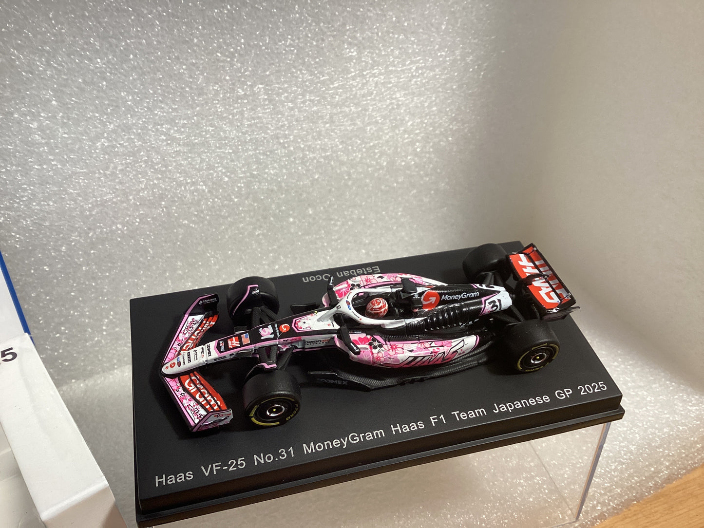 Spark - 1:64 - Haas VF25 Japanse GP 2025