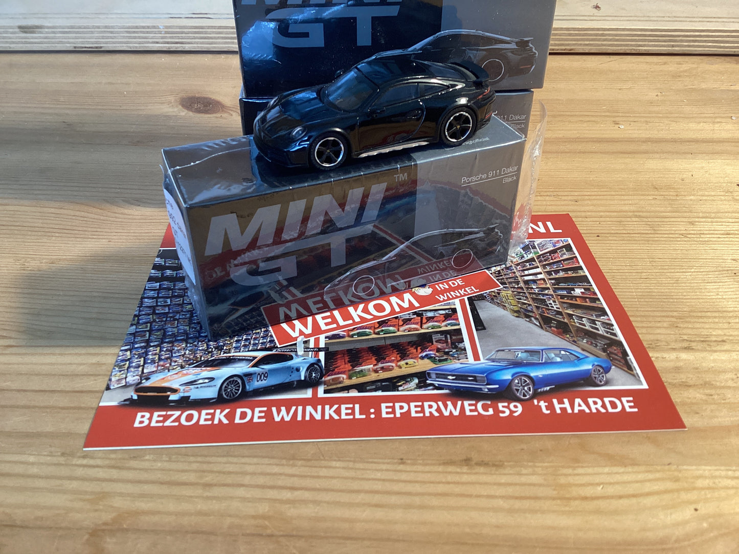 Mini GT - Porsche 911 Dakar