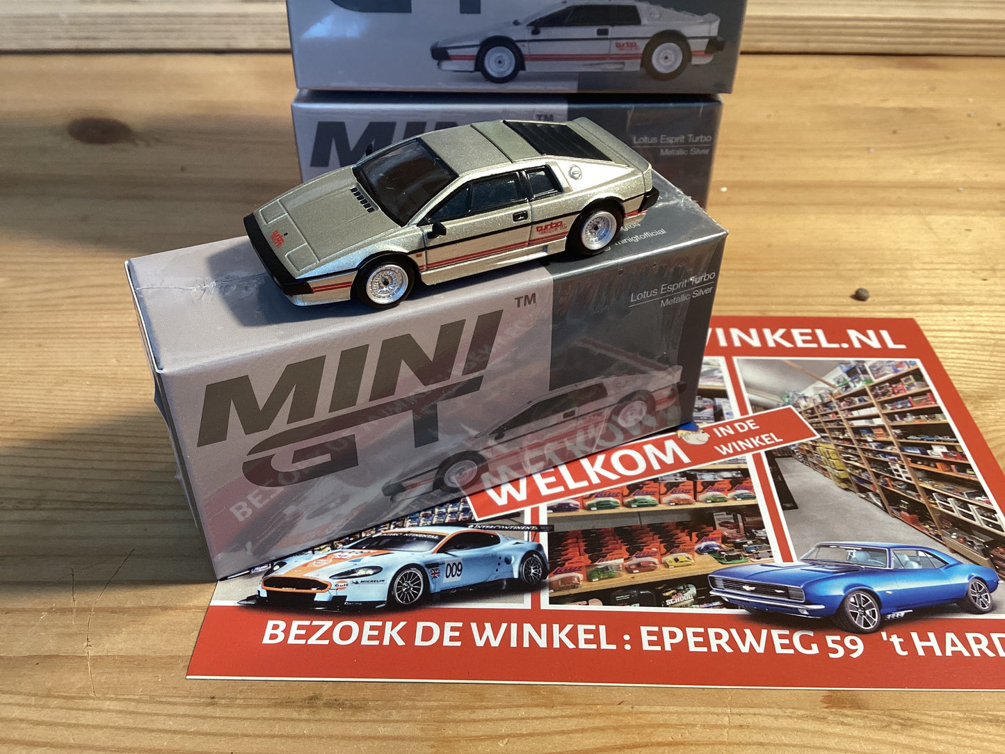 Mini GT- Lotus Esprit turbo