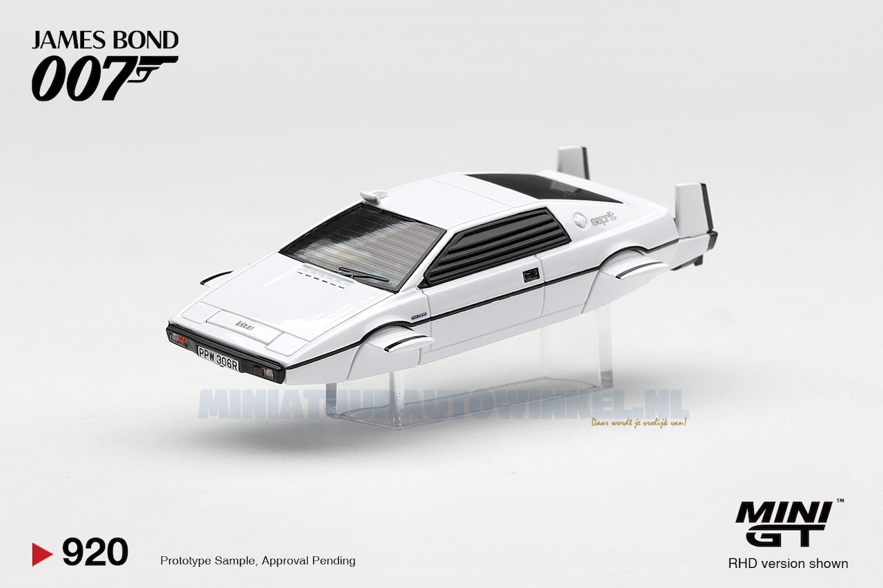 Mini GT • 1:64 • LOTUS ESPRIT S1 THE SPY WHO LOVED ME 1977