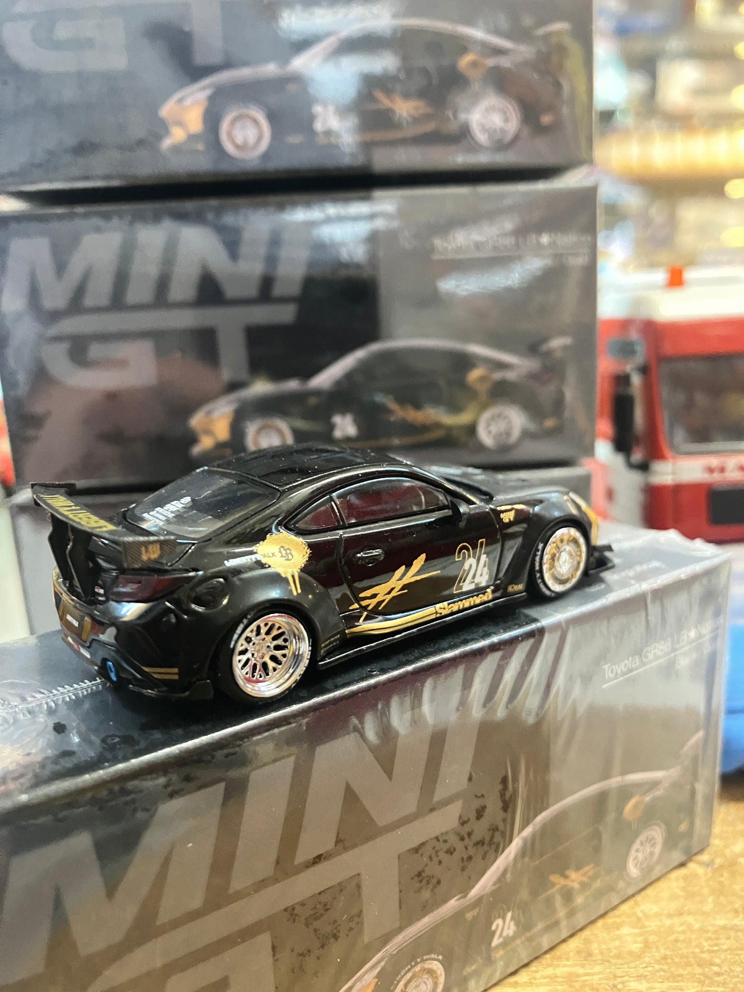 Mini GT • Toyota GR86 LB nation miniatuurautowinkel