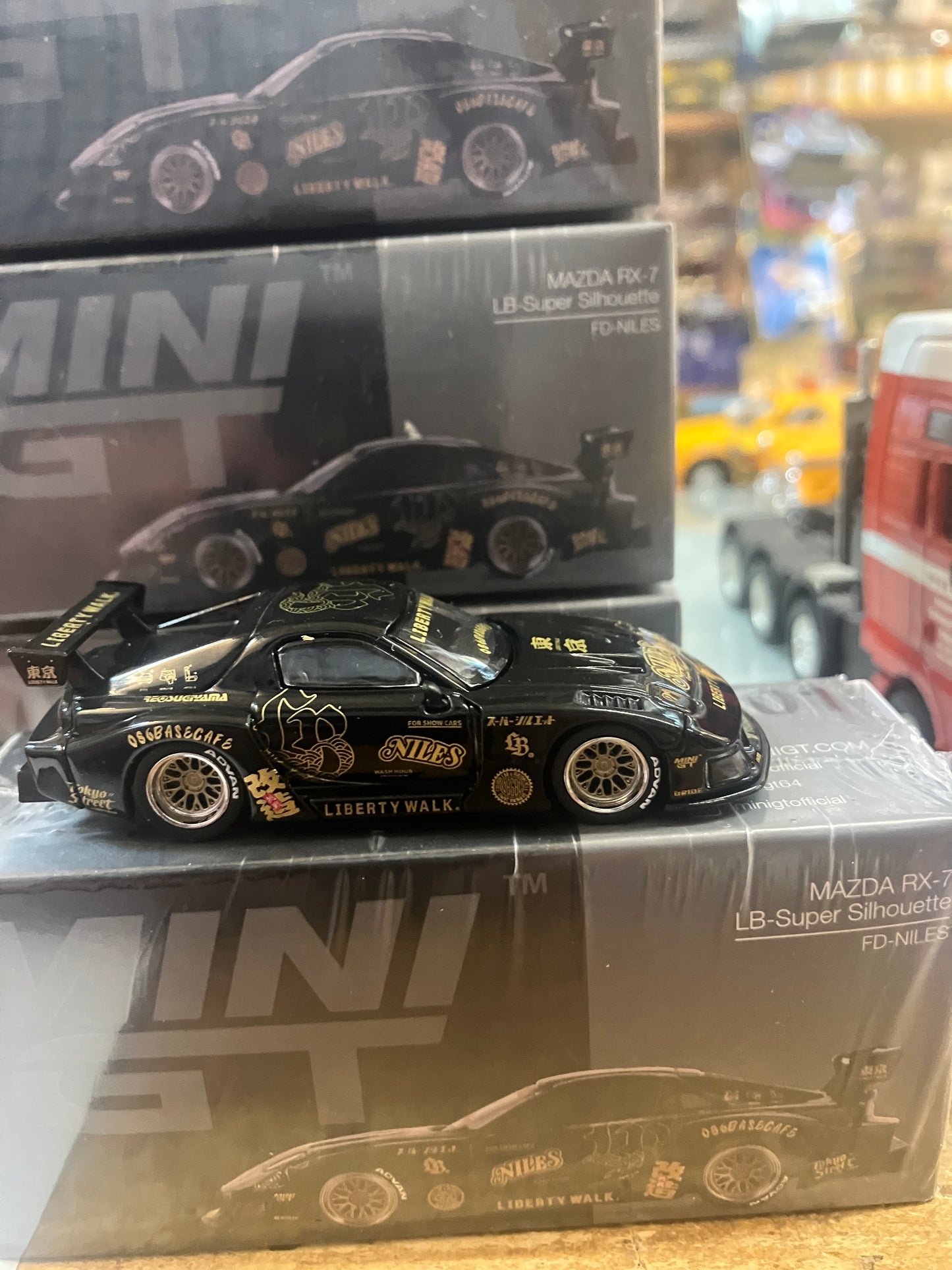 Mini GT • Mazda RX7 LB super silhouette