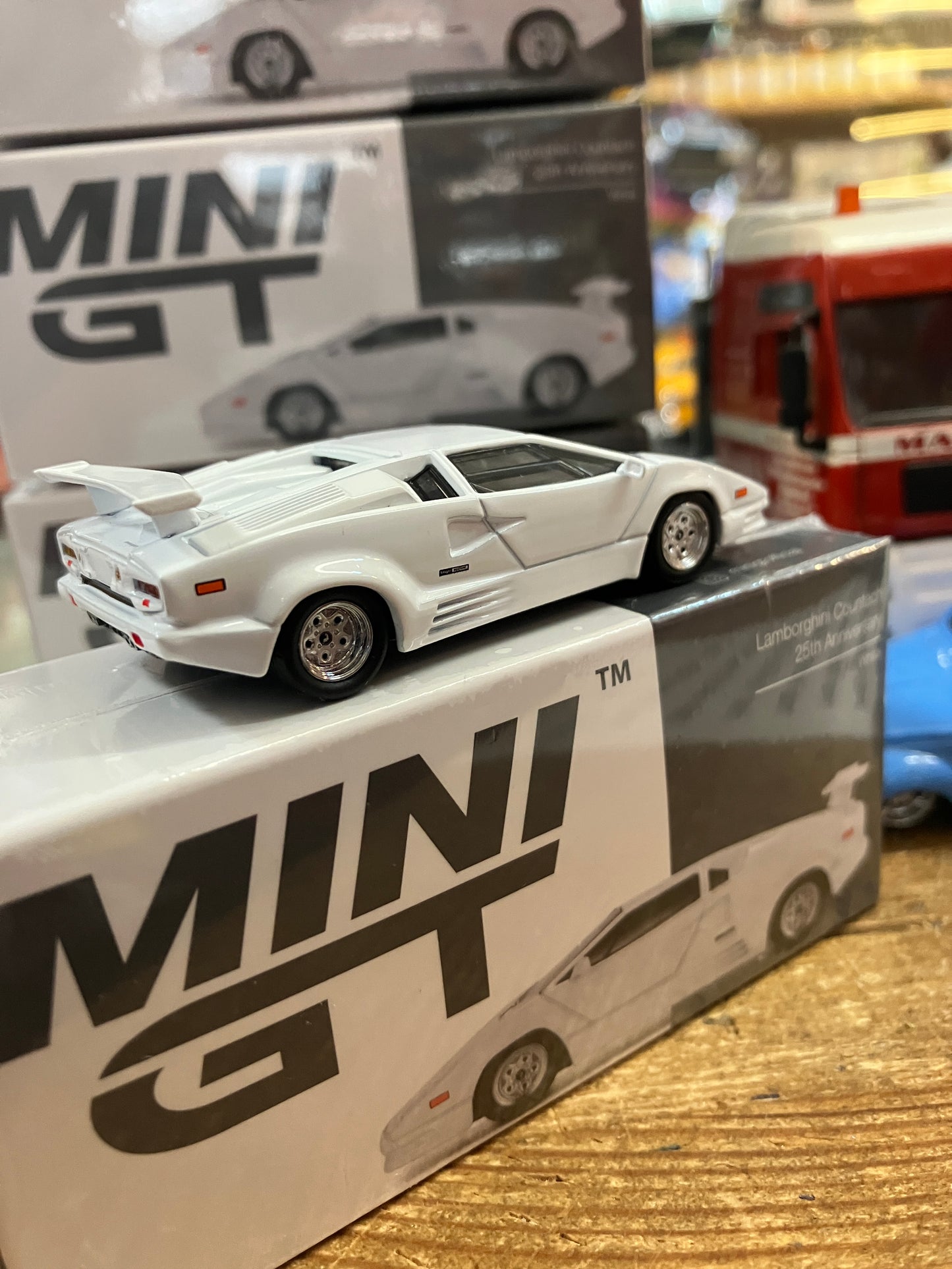 Mini GT • Lamborghini countach