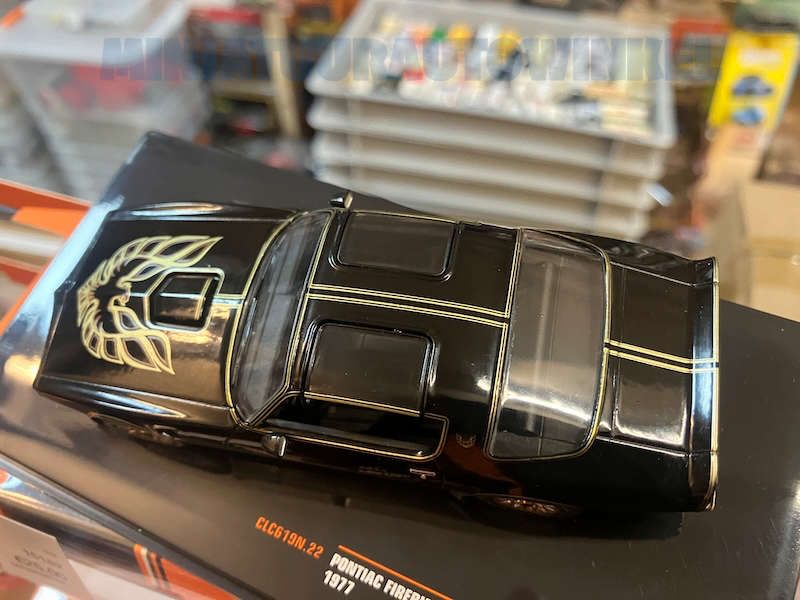 Ixo • 1:43 • Pontiac firebird trans Am 1977