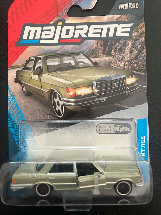 Majorette • 1:64 • Mercedes benz 450 SEL