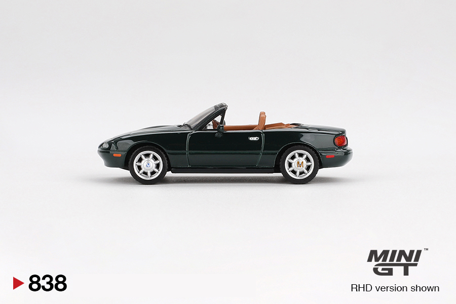 mini GT • 1:64 • Mazda MX5 Eunos roadster