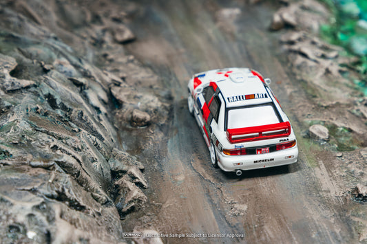 Tarmac • 1:64 • MITSUBISHI LANCER EVO III Hong Kong Raylli 1996